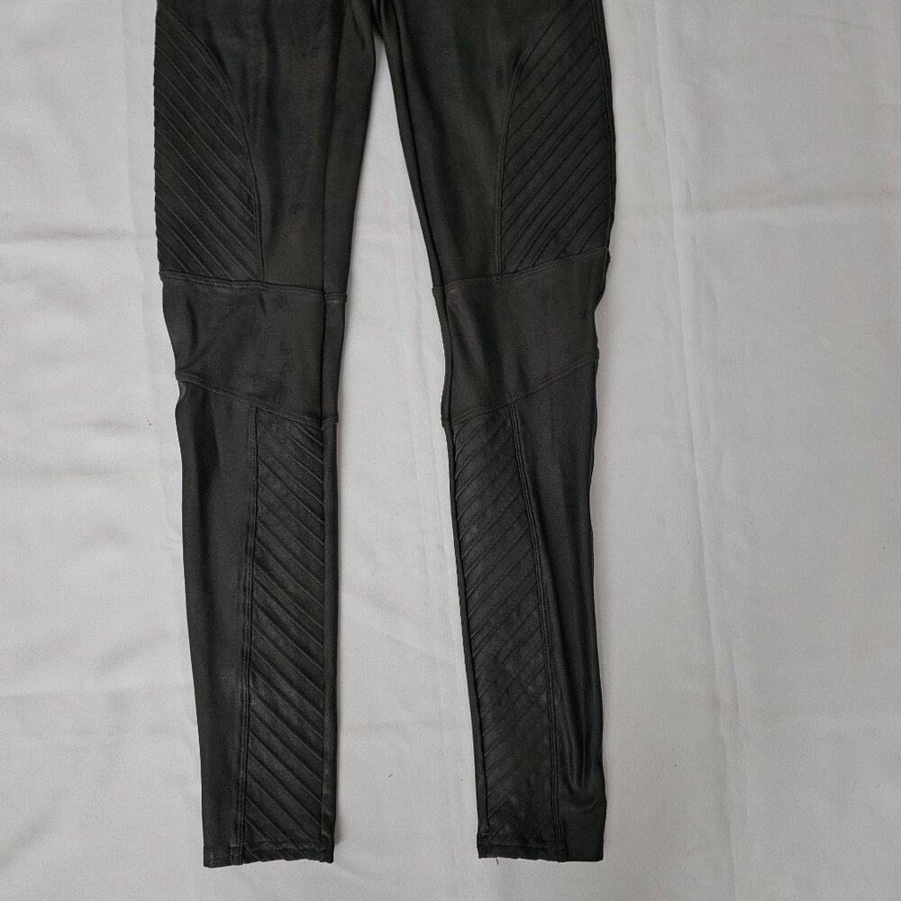SPANX Women's Black Faux Leather High Waist Contoured Moto Leggings Size M/M - Picture 7 of 10